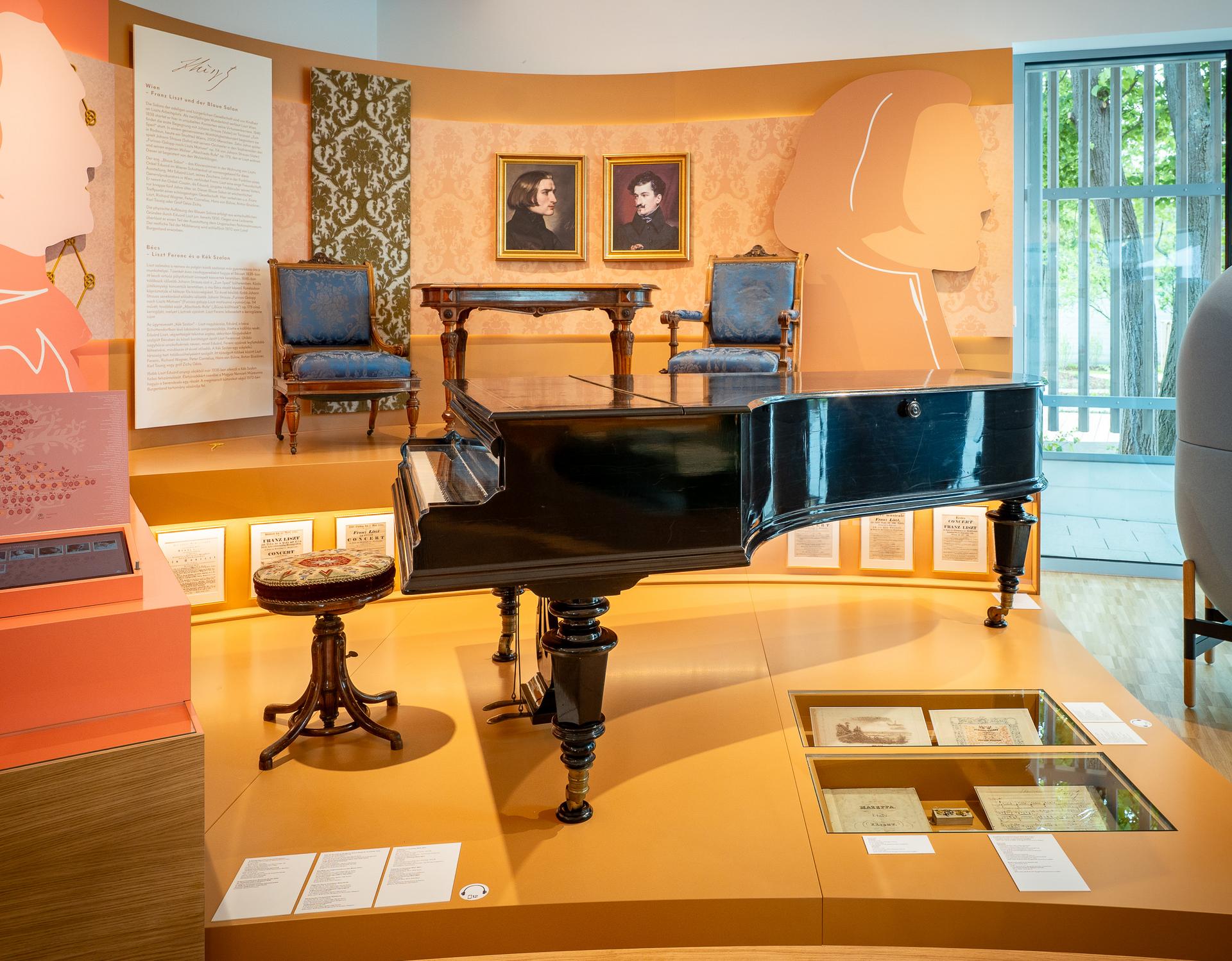 Der Blaue Salon im Liszt Museum Raiding.